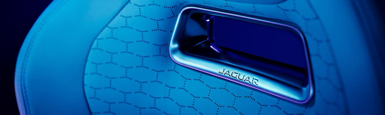 Jaguar F-Pace sports seat features