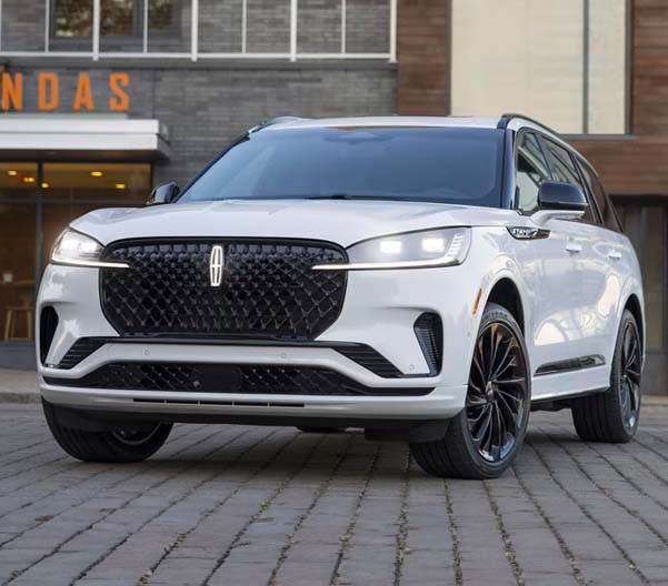 Brand New 2025 Lincoln Aviator parked in city setting