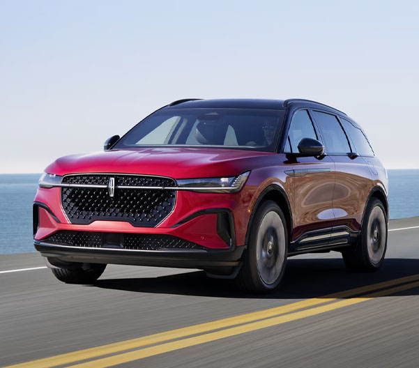 2025 Lincoln Nautilus racing down a road