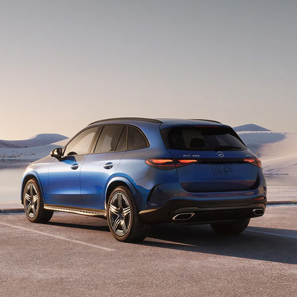 GLC 300 4MATIC Pinnacle Trim in Starling Blue with AMG Line and Night Package
