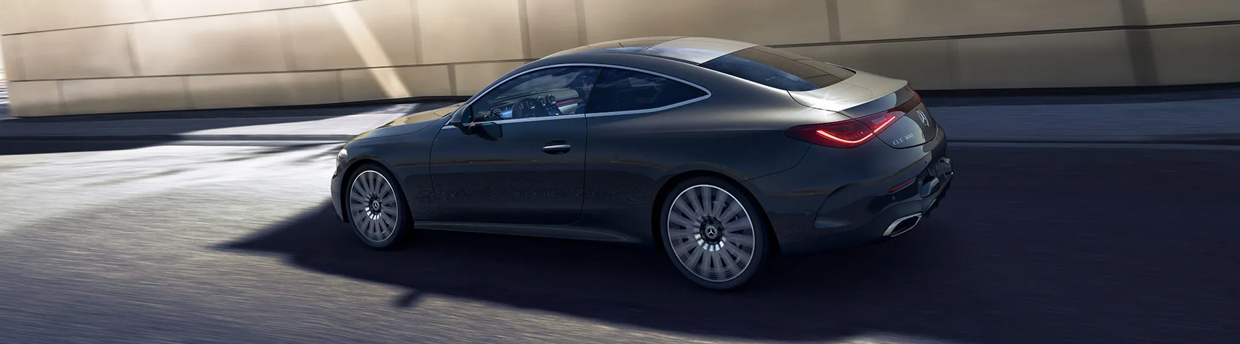 Display CLE 300 4MATIC in Graphite Grey with AMG Line and 20-inch AMG multispoke wheels
