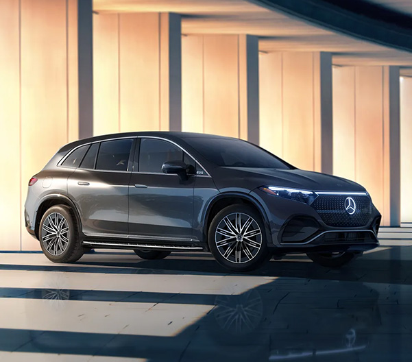 2026 Mercedes-Benz EQS SUV.