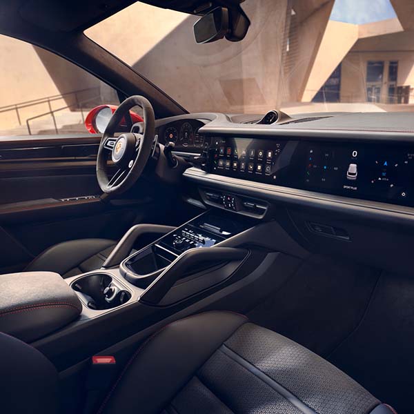 Interior shot of the 2025 Porsche Cayenne