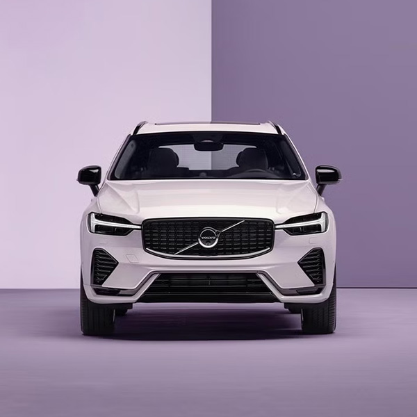 The front view of a Volvo XC60 plug-in hybrid.