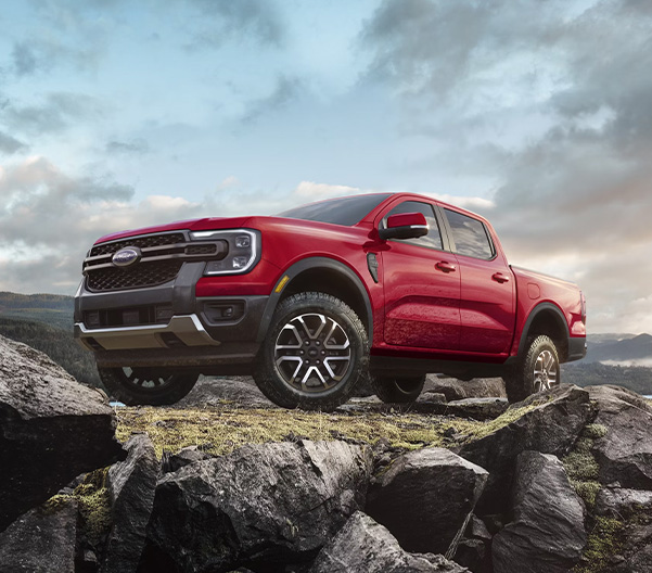 A 2025 Ford Ranger® parked on a rocky hill