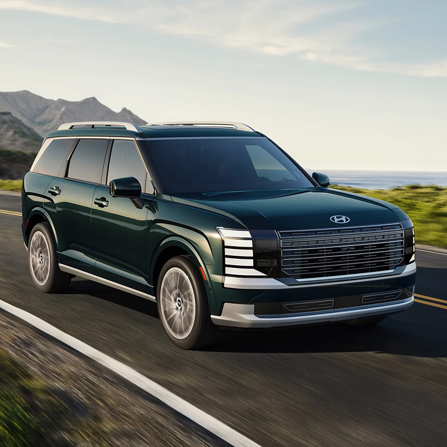 2026 Palisade driving on country road