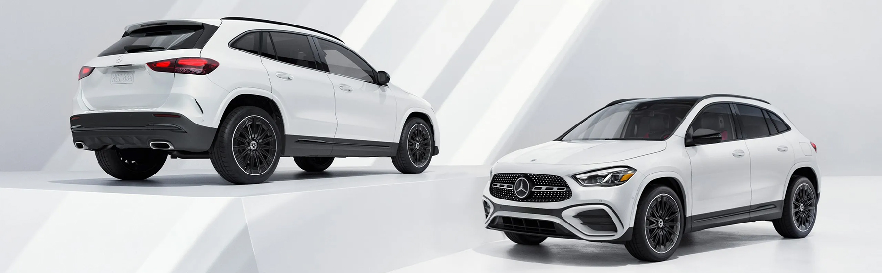 2026 Mercedes-Benz GLA 250 Pinnacle Trim in Polar White with black 20-inch AMG multispoke wheels
