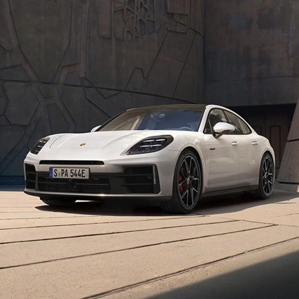 2026 Porsche Panamera