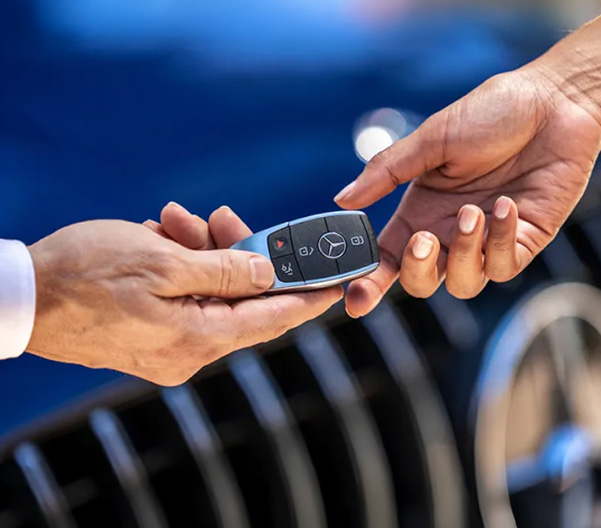 handing over mercedes keys