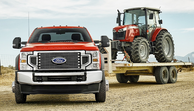 2022 Ford Super Duty® XL F-450 with STX Appearance Package in Race Red