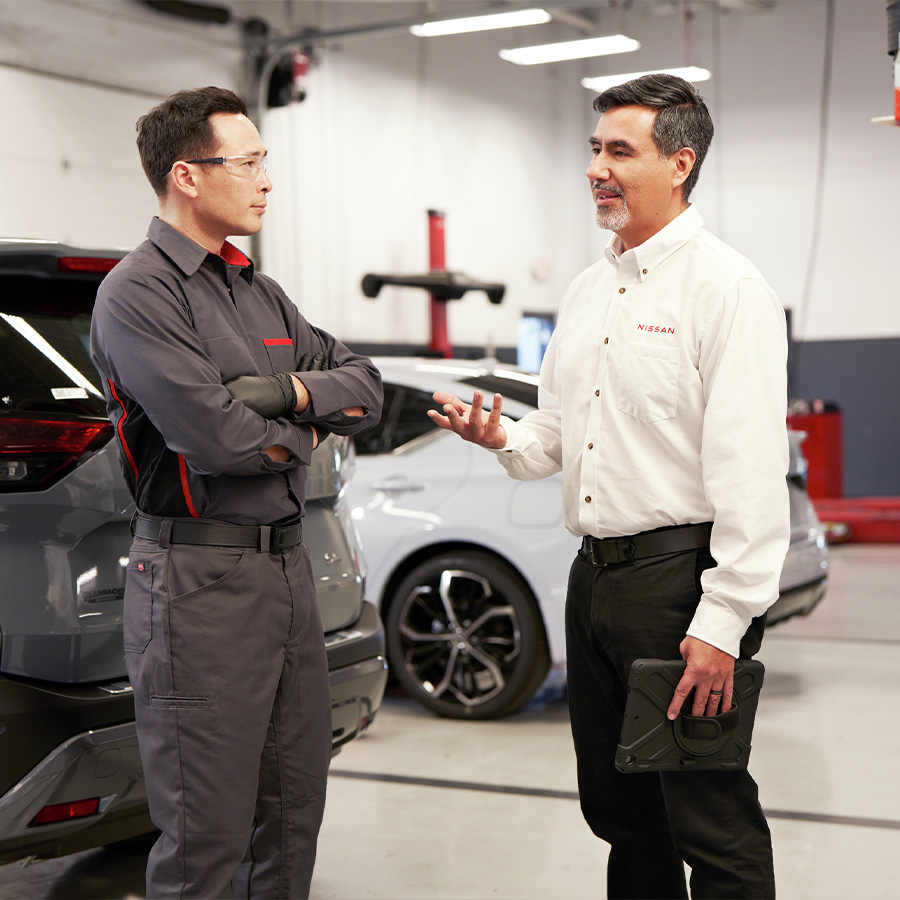 Service technicians talking