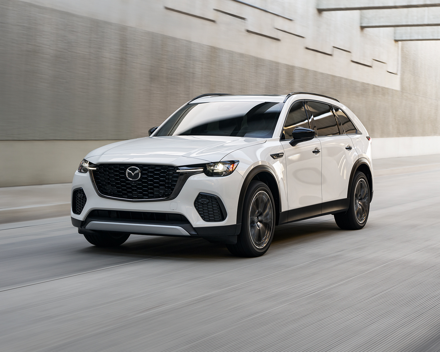 2025 Mazda CX-70 entering a tunnel